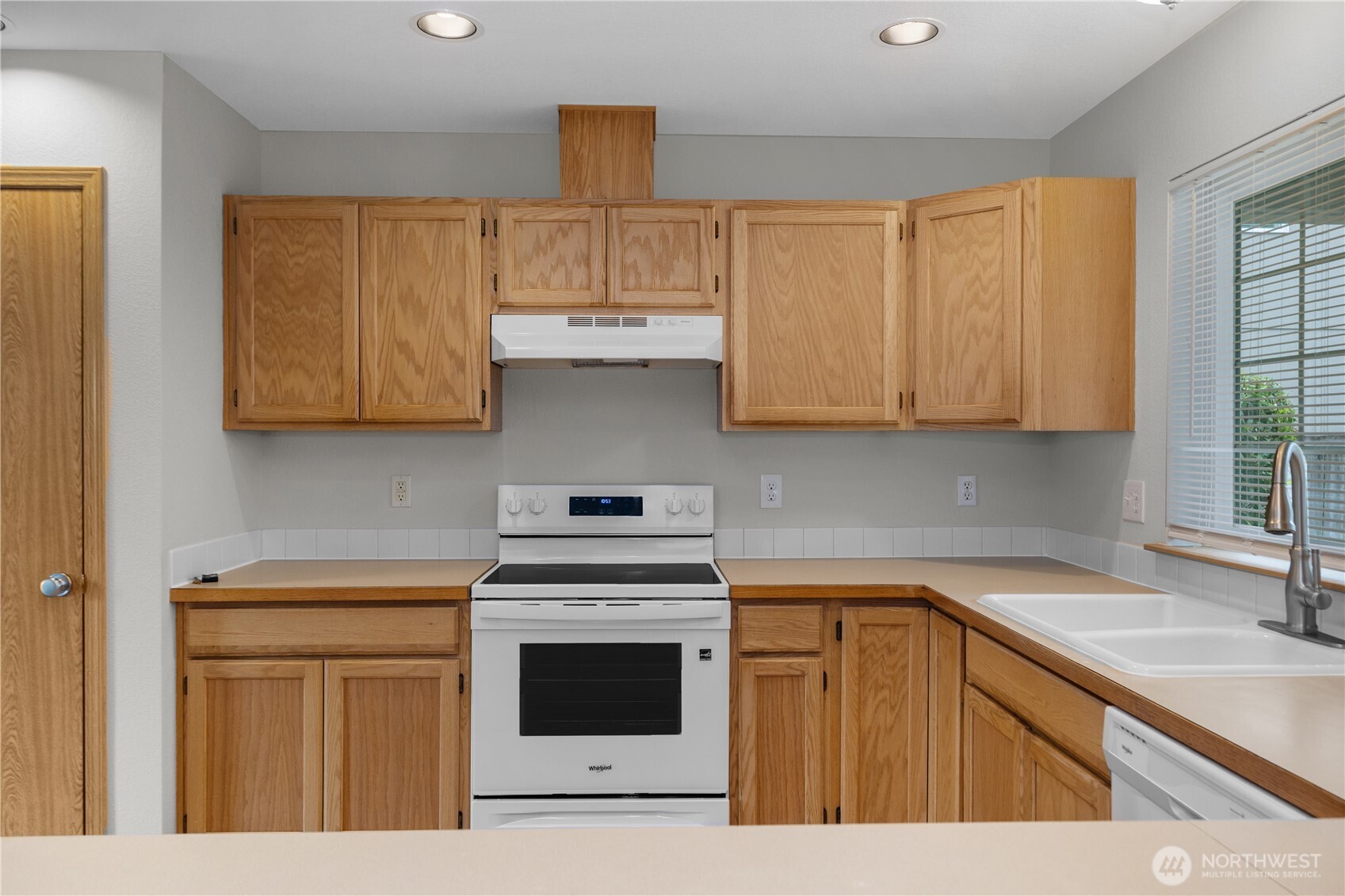 1320 Mills Landing Court Property Photo 12