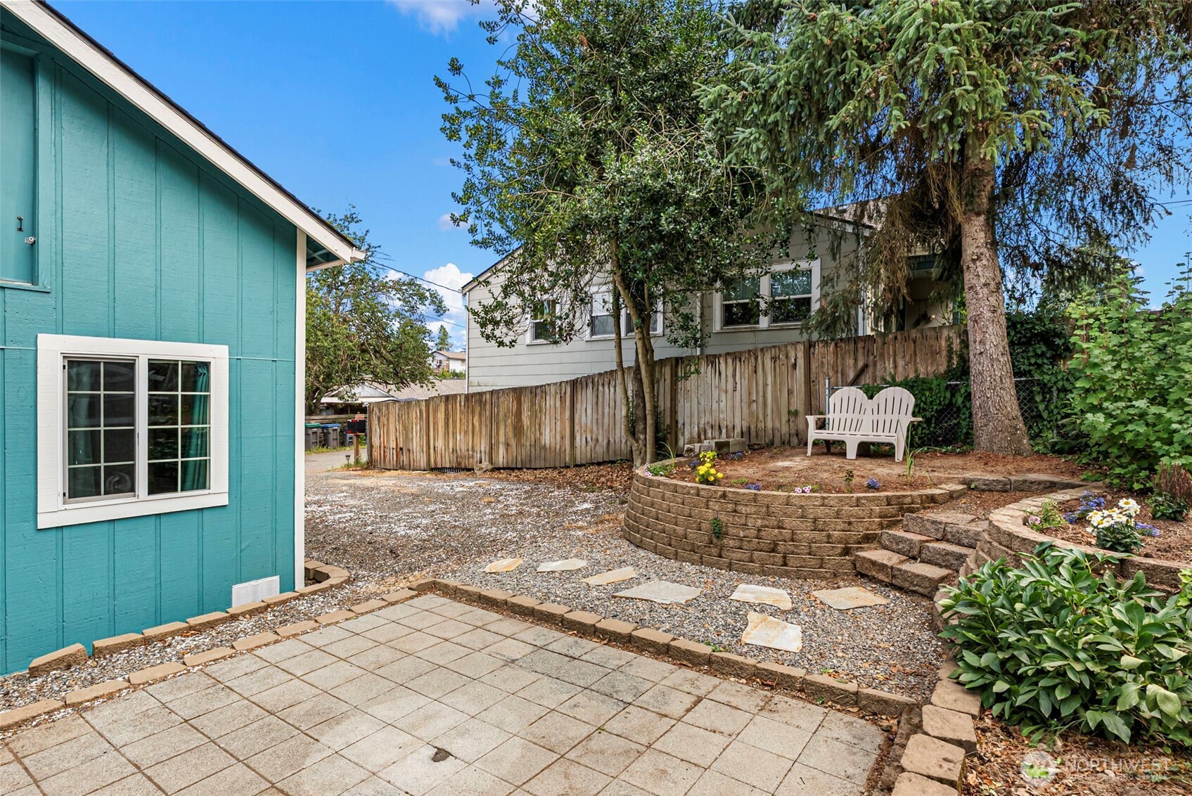 1529 N Montgomery Avenue Property Photo 15