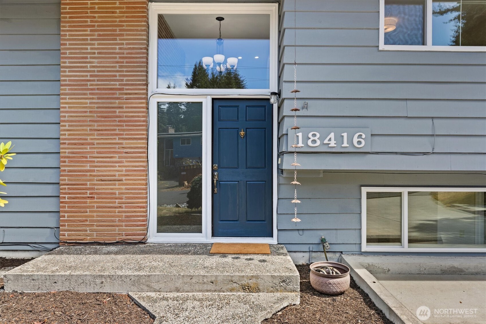 18416 16th Avenue Property Photo 3