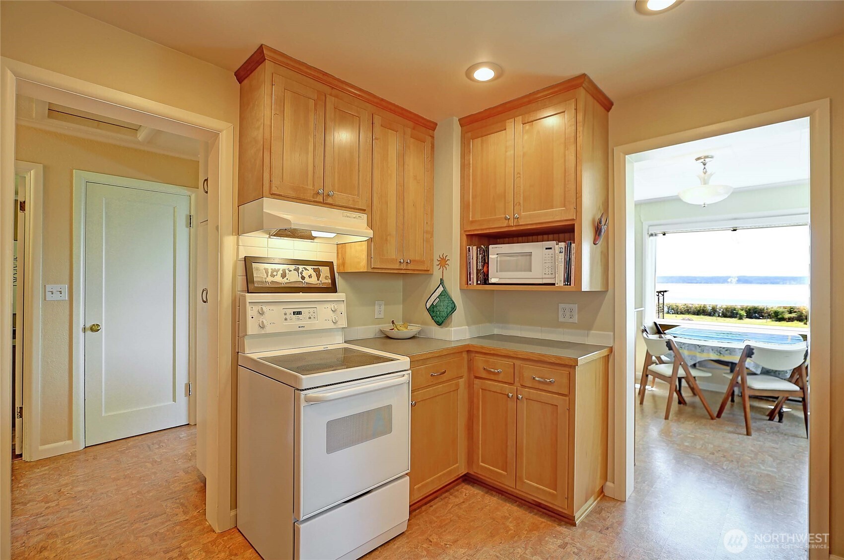 562 Moe Road Property Photo 20