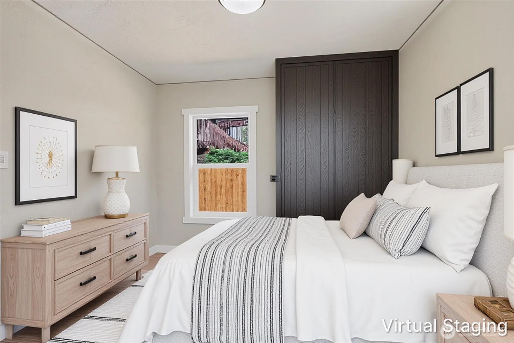 3015 Dover Street Property Photo 6