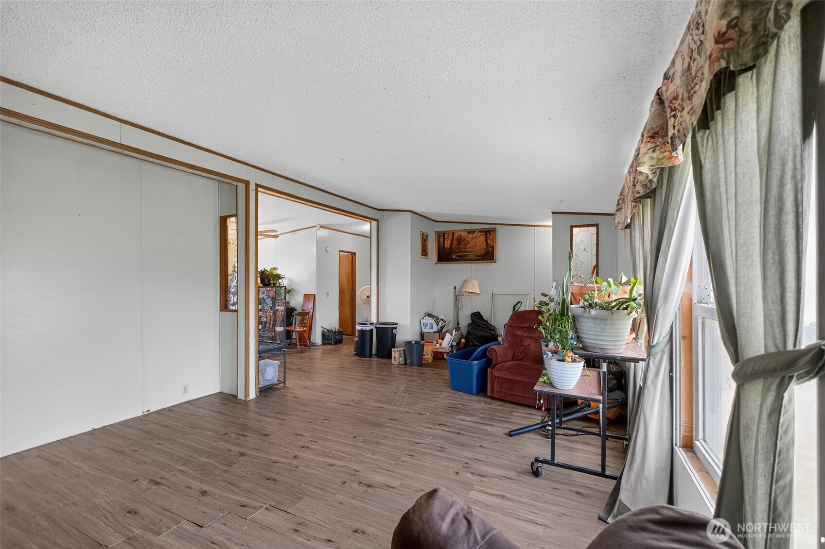 6811 Reecer Creek Road Property Photo 4