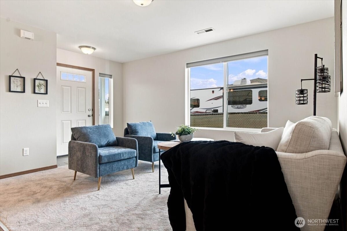 760 Sunset Avenue Property Photo 4