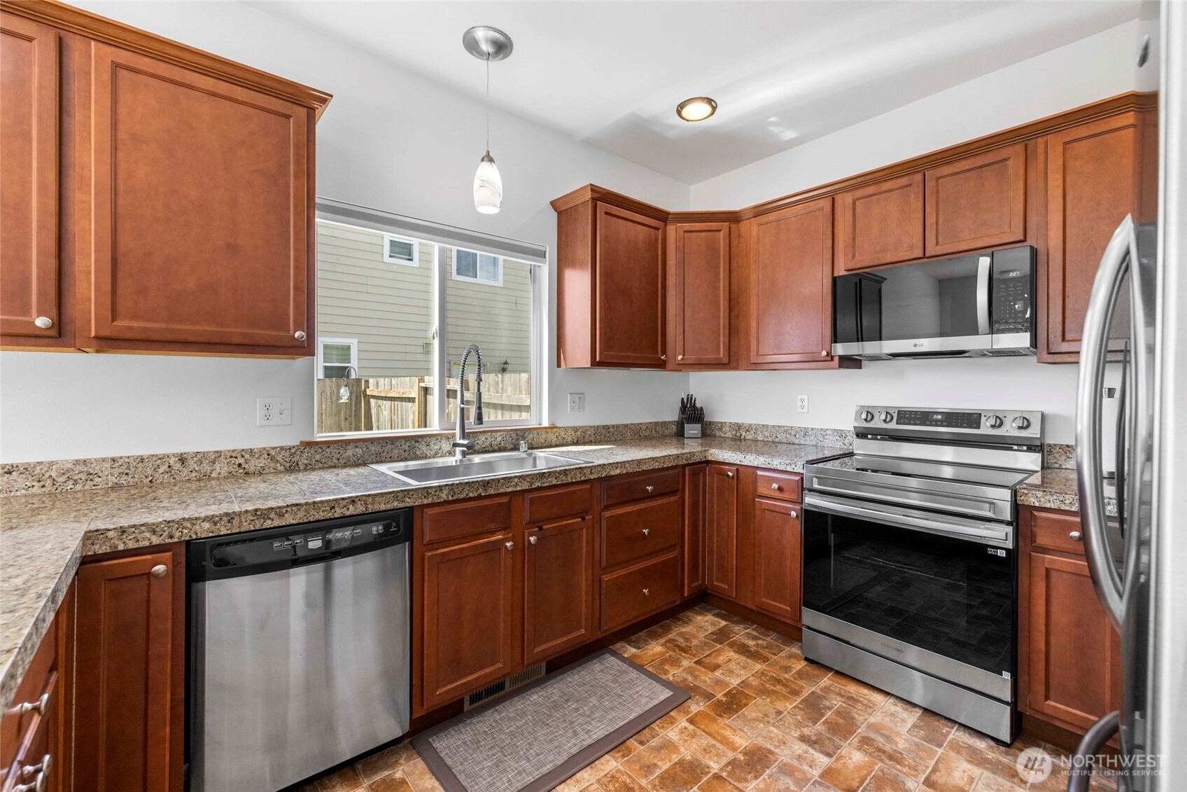 1810 Tundra Loop Property Photo 13