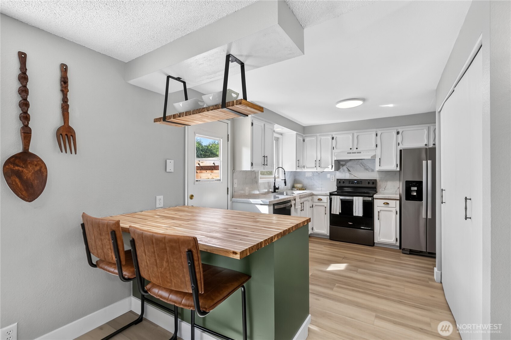 4165 Cougar Road Property Photo 1