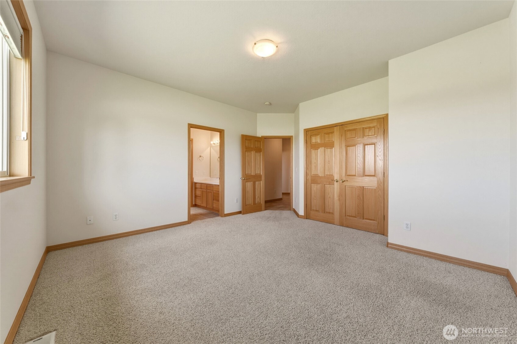 379 Rosewood Place Property Photo 27