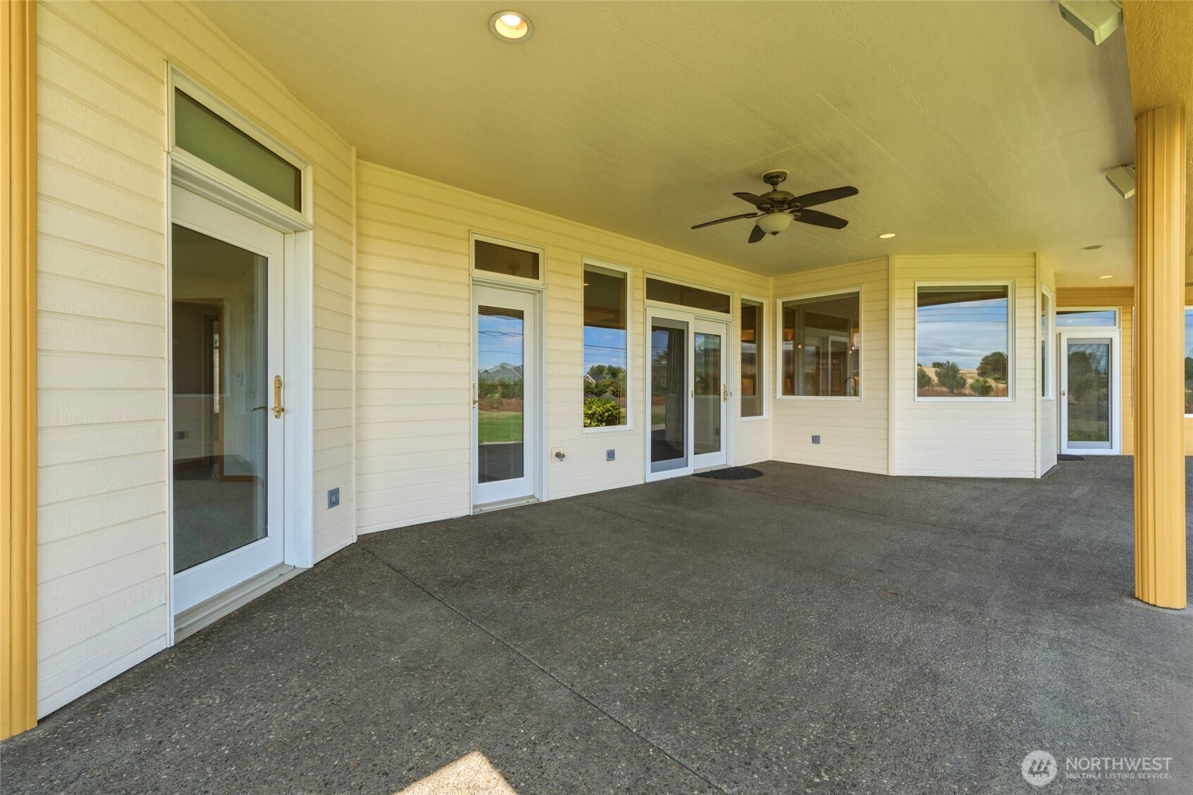 379 Rosewood Place Property Photo 31