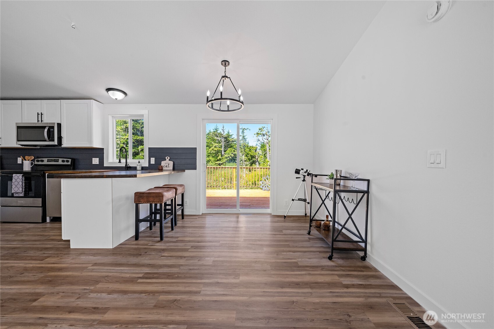2704 224th Street Property Photo 9