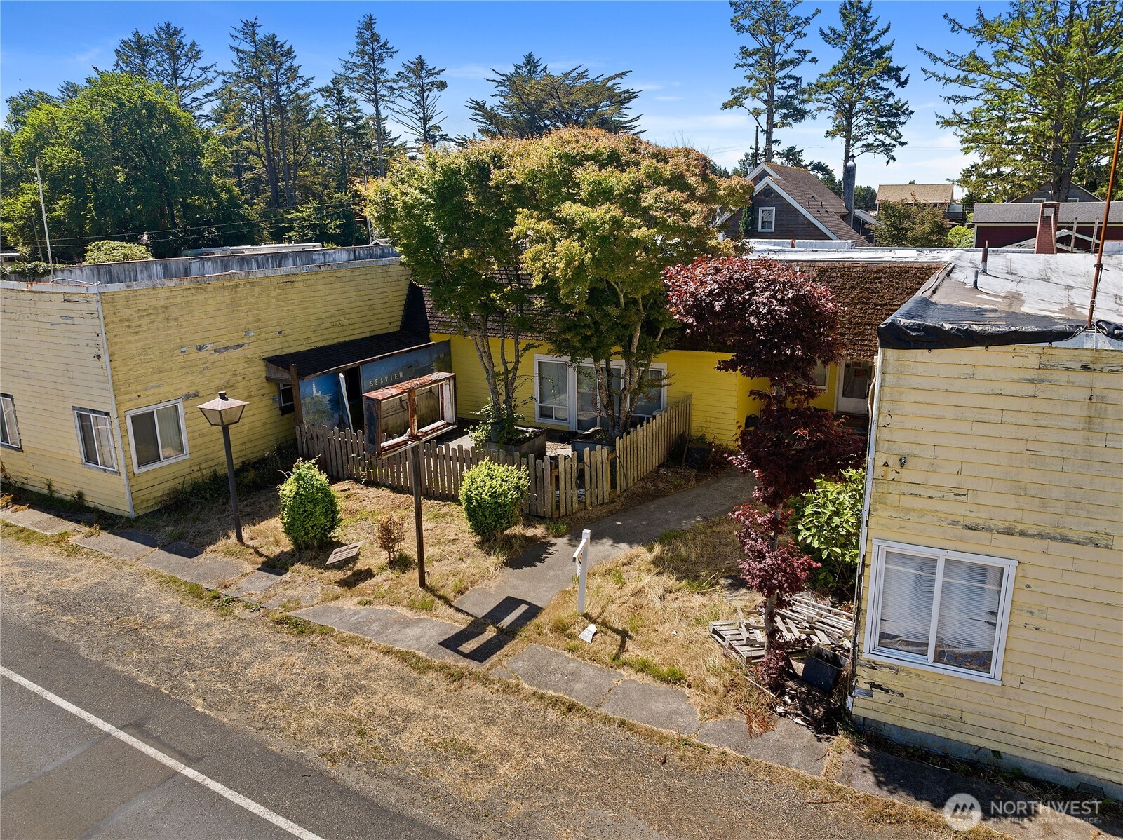 3815 L Place