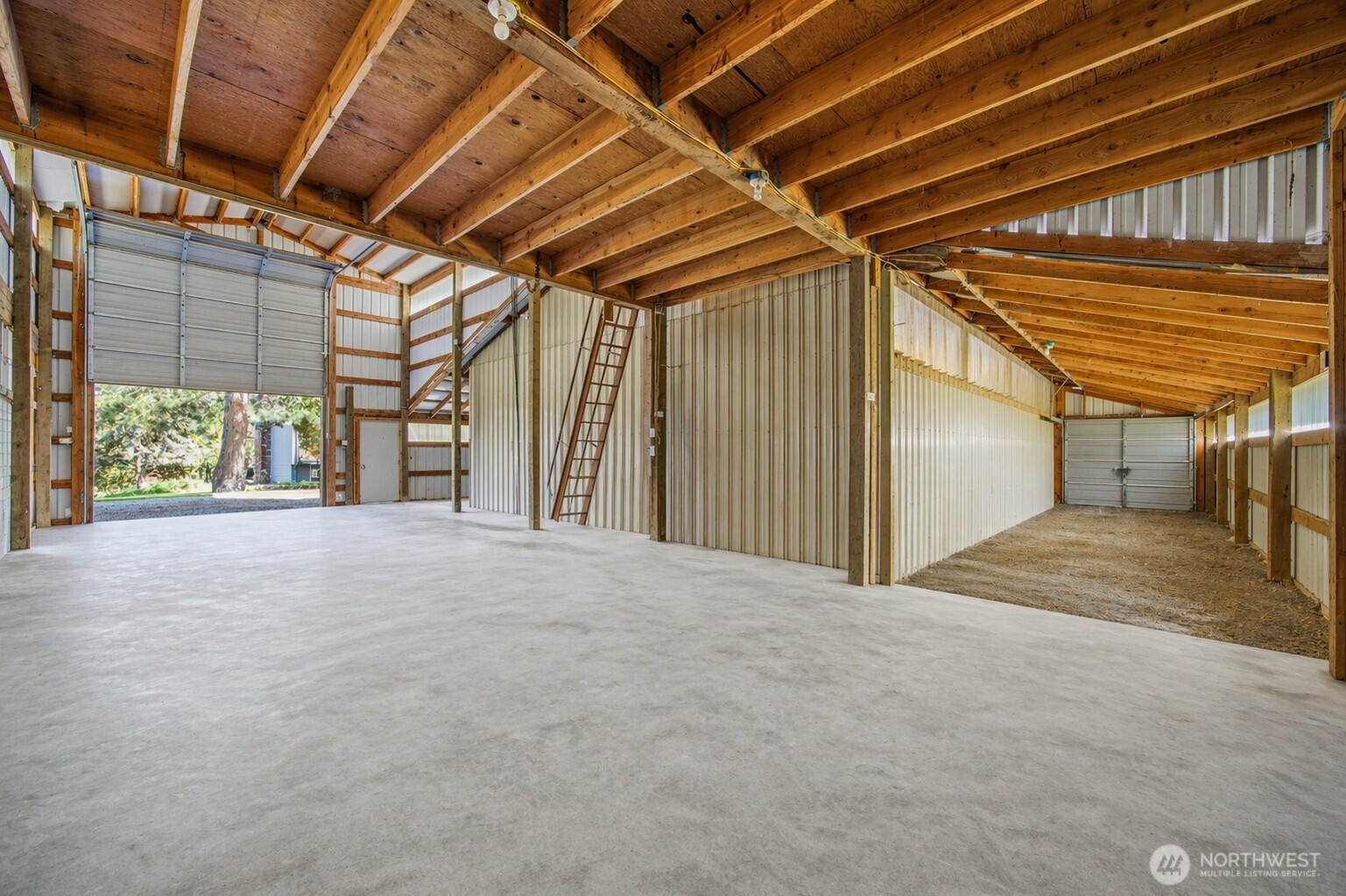 13872 Trumpeter Lane Property Photo 8