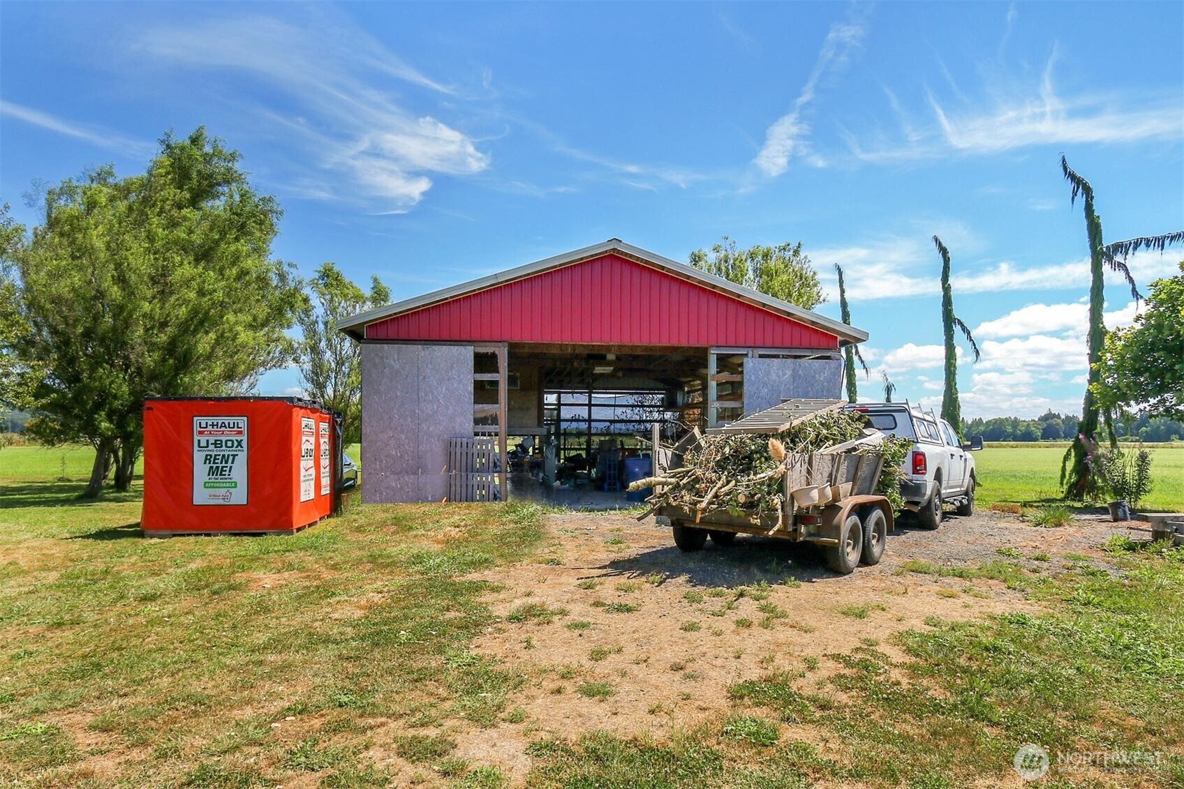 320 Pioneer Highway Property Photo 4