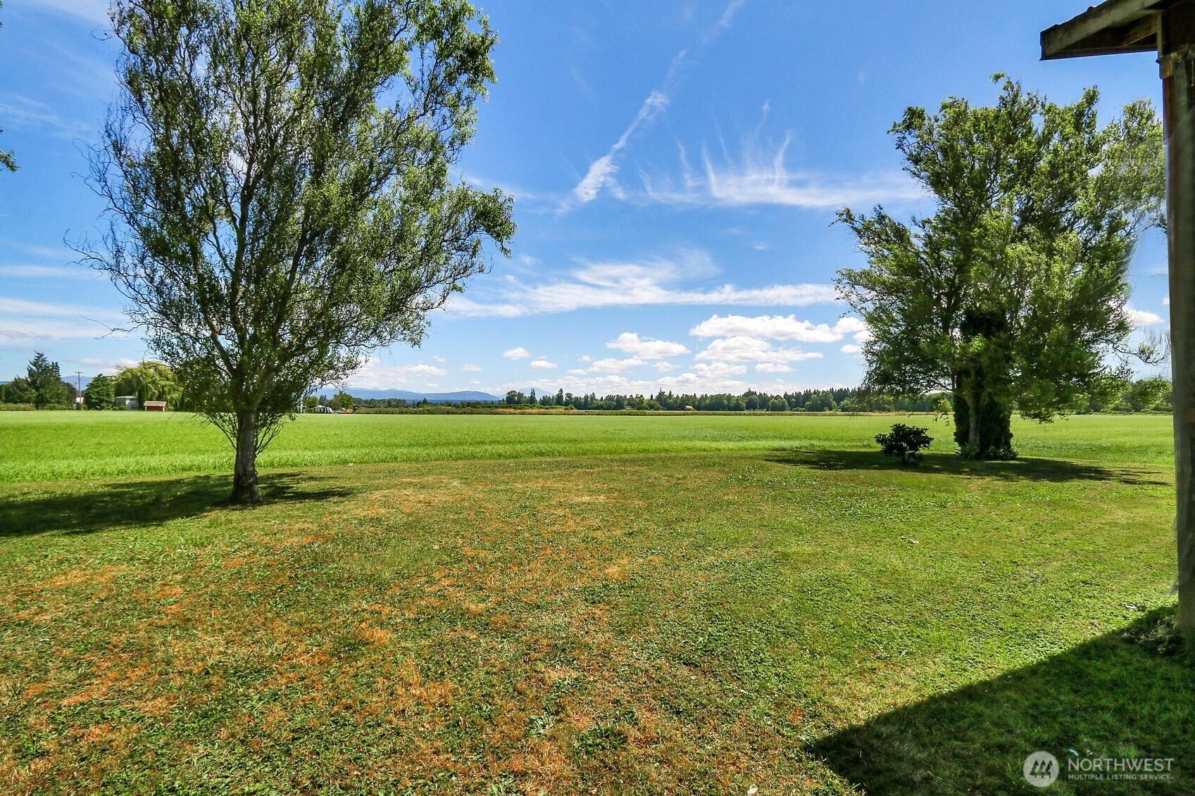 320 Pioneer Highway Property Photo 14