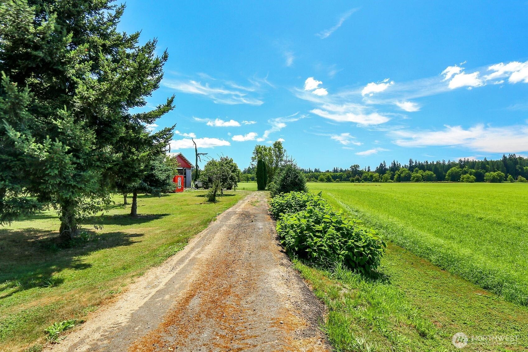 320 Pioneer Highway Property Photo 15