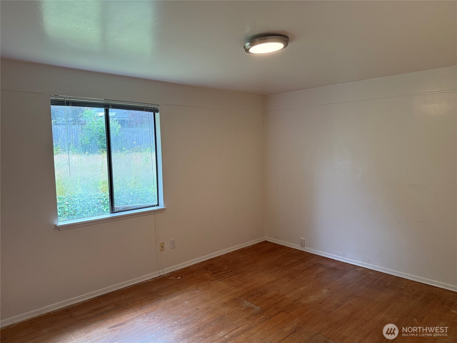 15109 Se Newport Way Property Photo 4