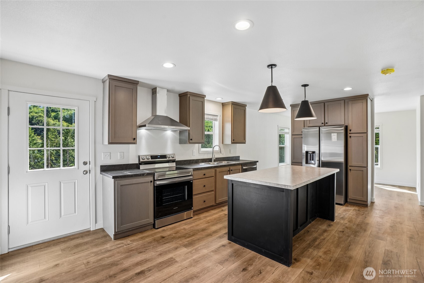 438 S Portal Loop Property Photo 11