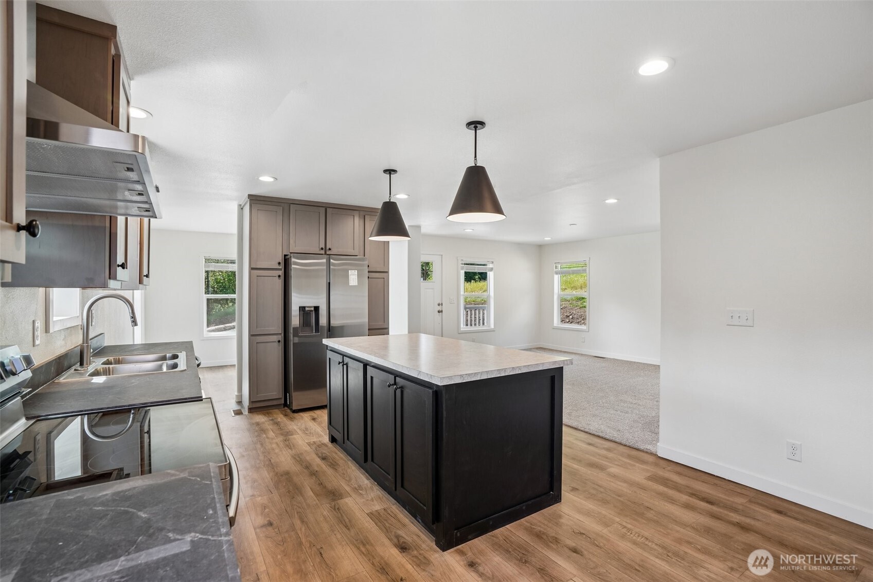 438 S Portal Loop Property Photo 13