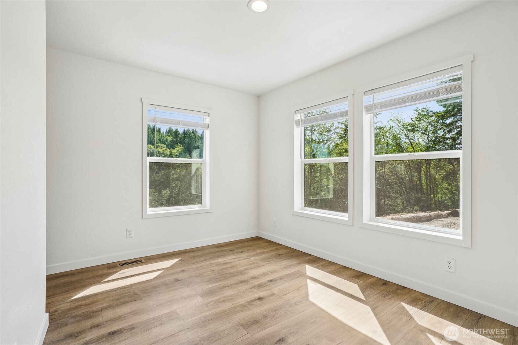 438 S Portal Loop Property Photo 16