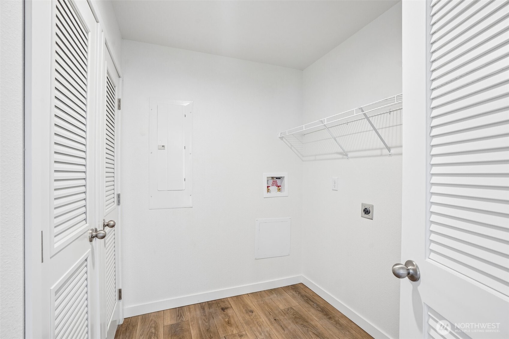 438 S Portal Loop Property Photo 18