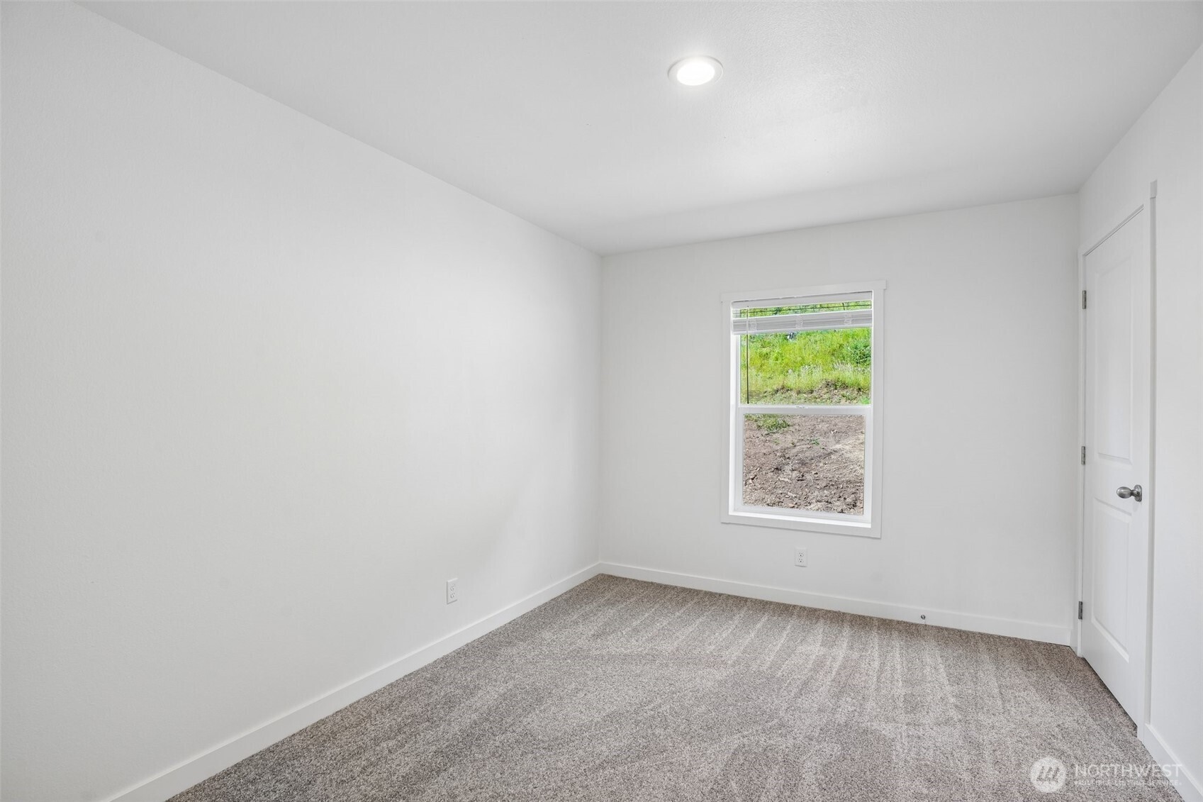 438 S Portal Loop Property Photo 19