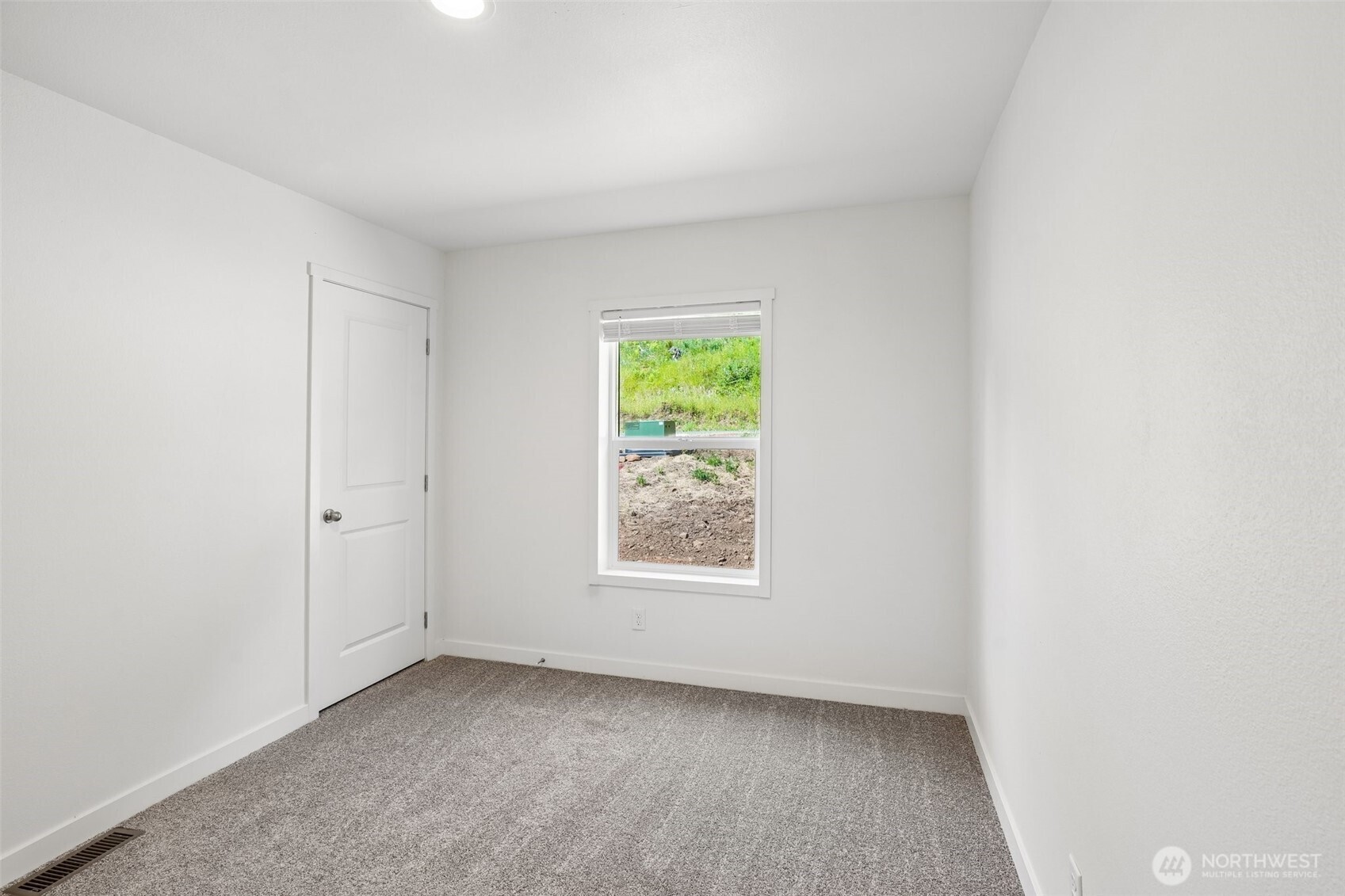 438 S Portal Loop Property Photo 21