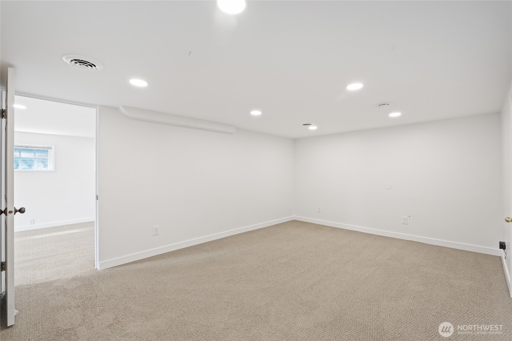 3012 35th Avenue Property Photo 19