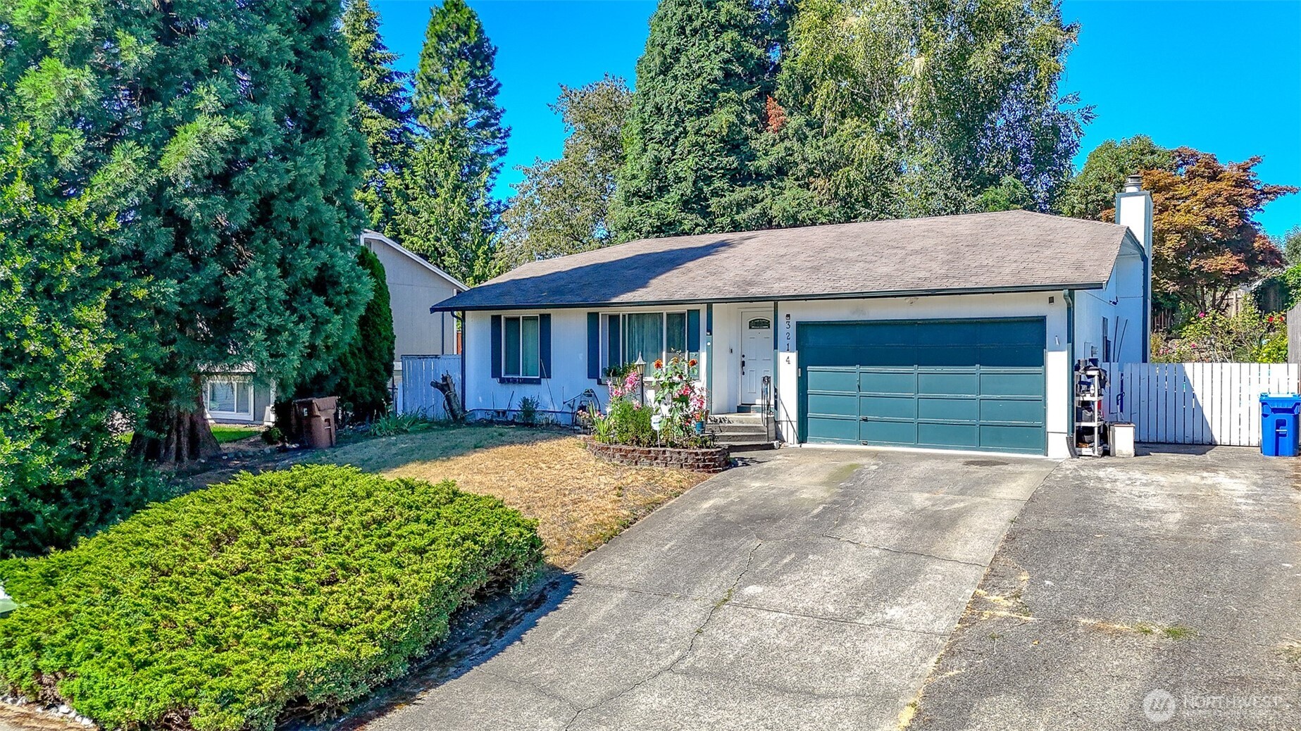 3214 45th Avenue Property Photo 1