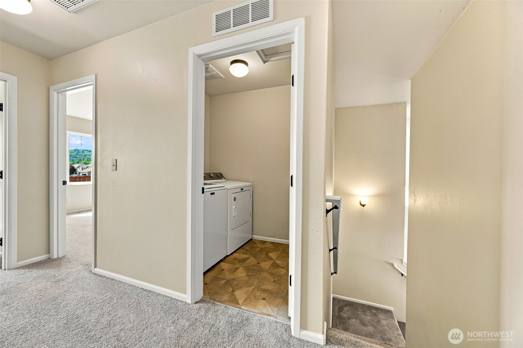 1404 Daffodil Avenue Property Photo 18