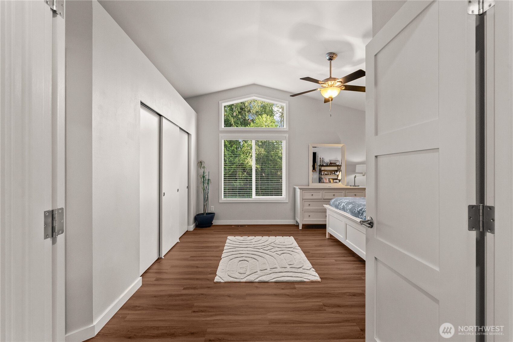 2204 163rd Street Property Photo 17