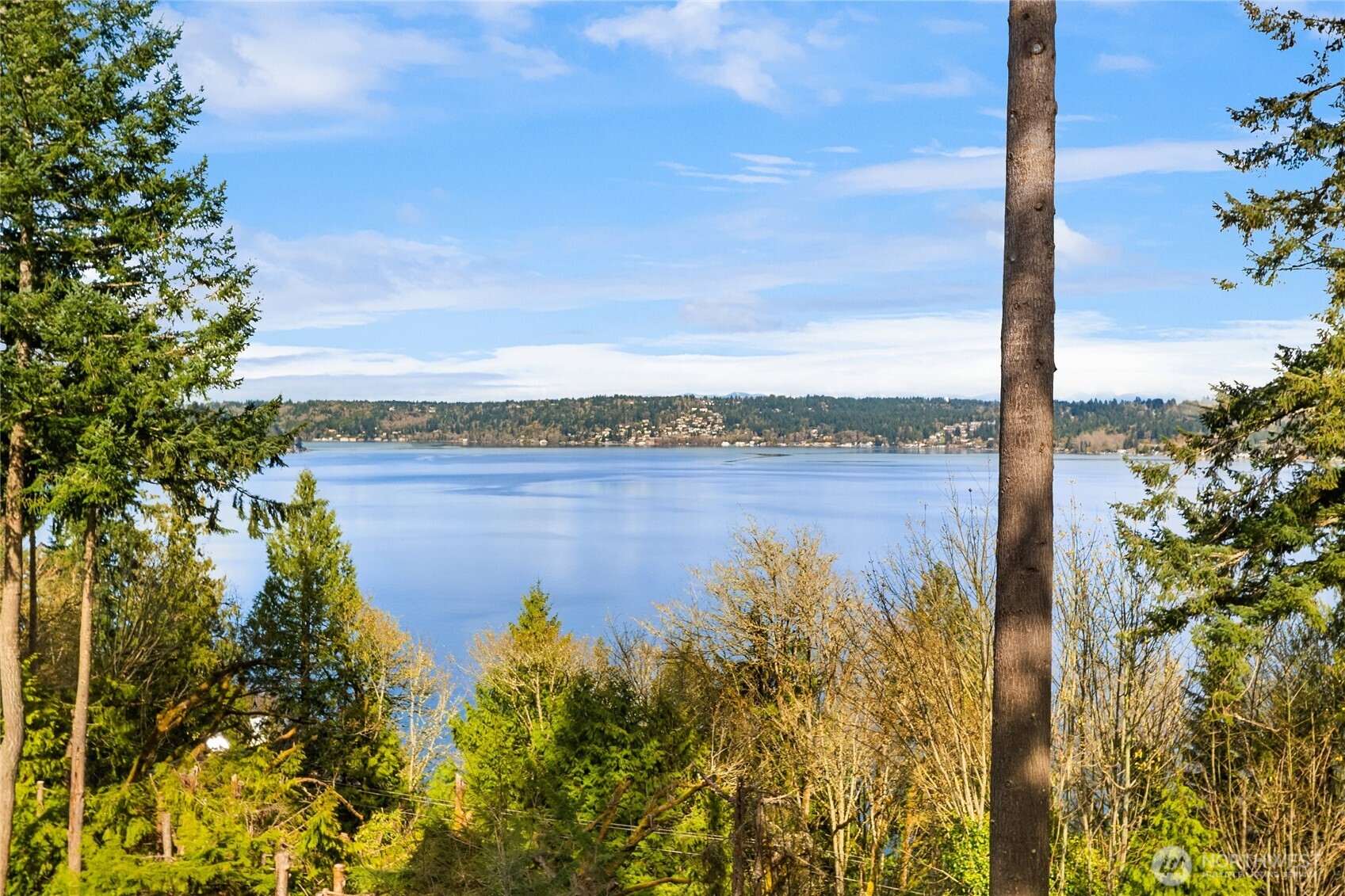 936 170th Place Property Photo 32
