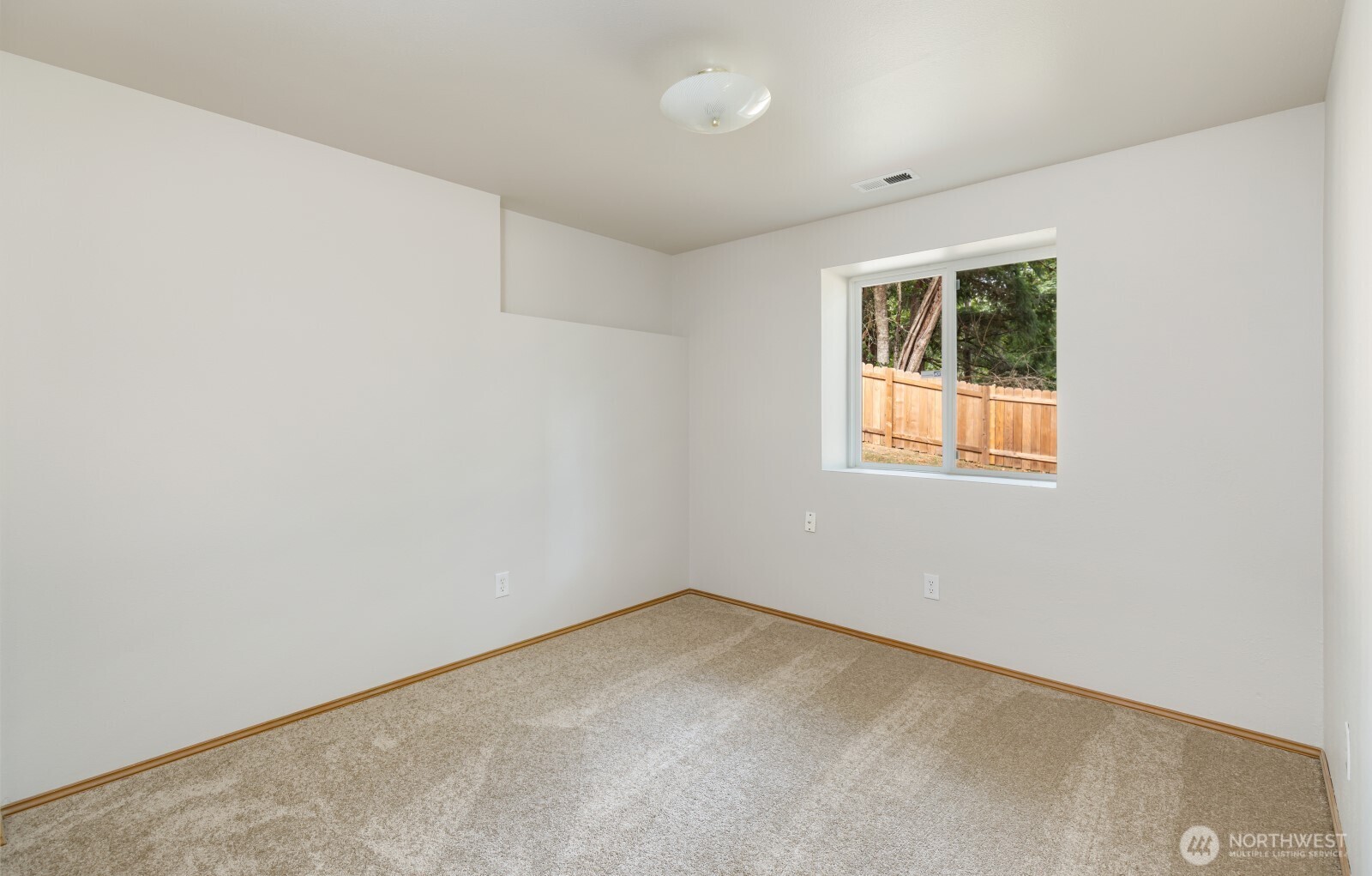 2343 Steamboat Loop Property Photo 26