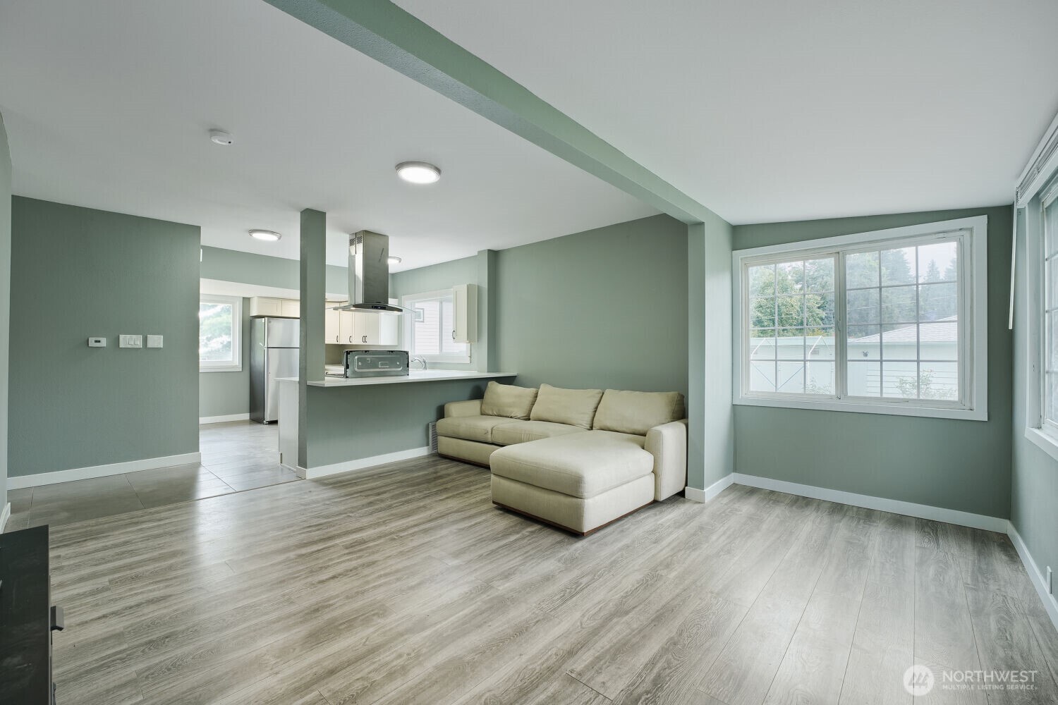 98178 5330 S Creston Street Property Photo 3