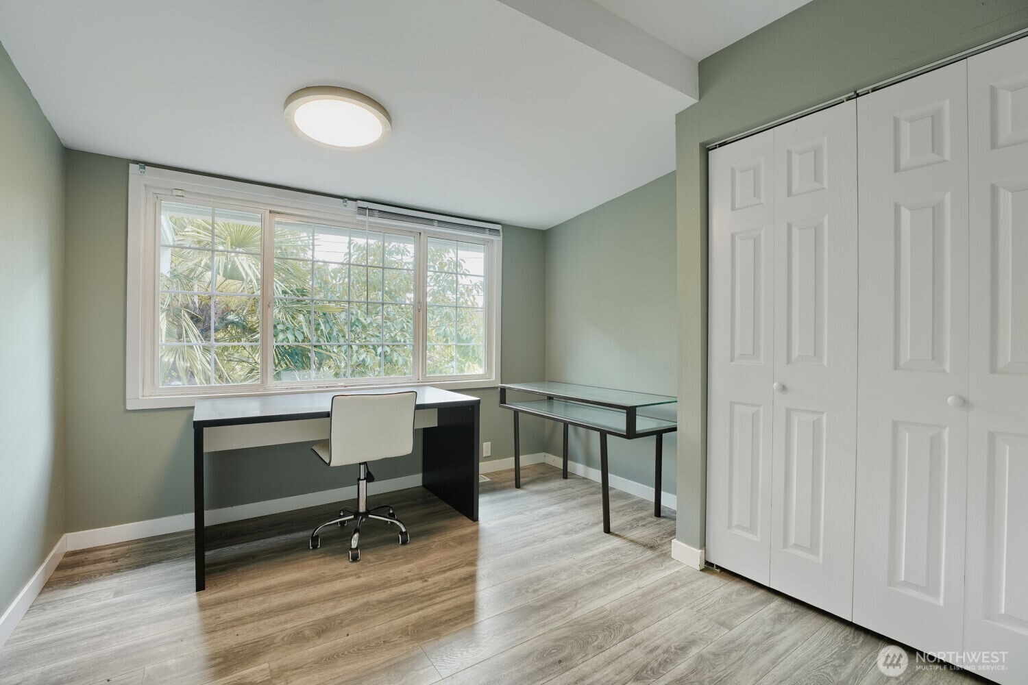 98178 5330 S Creston Street Property Photo 10