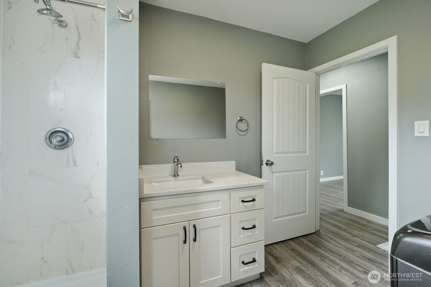 98178 5330 S Creston Street Property Photo 12