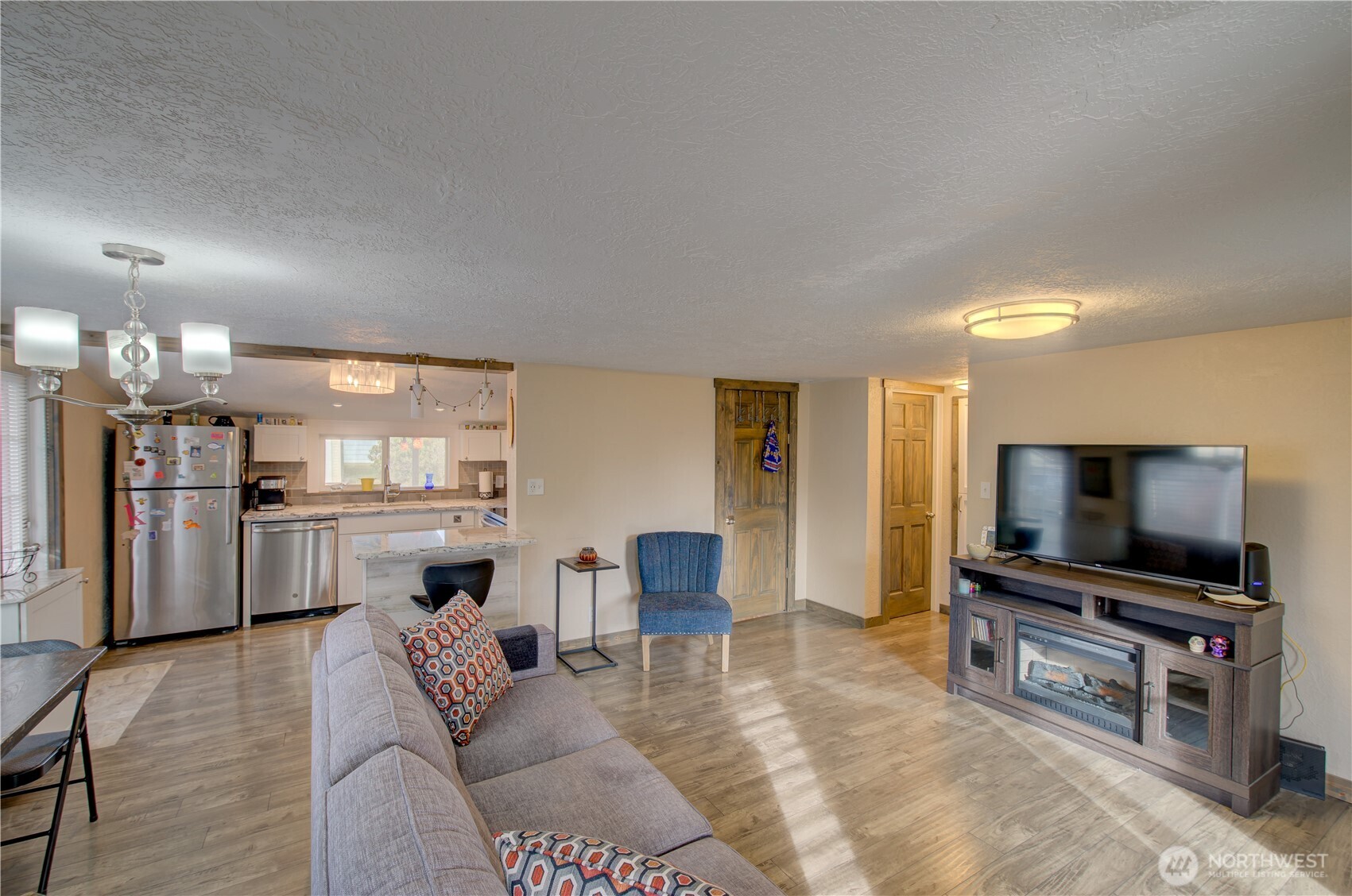 1213 269th Place Property Photo 4