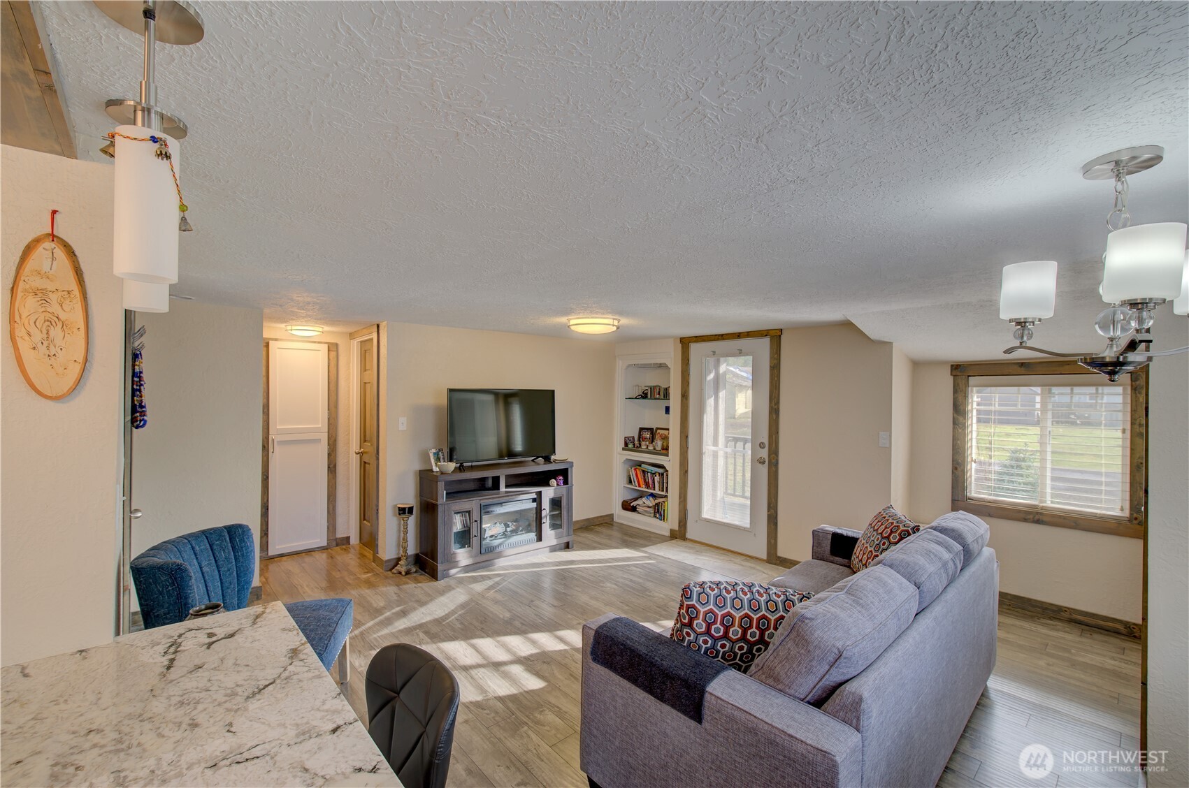 1213 269th Place Property Photo 6