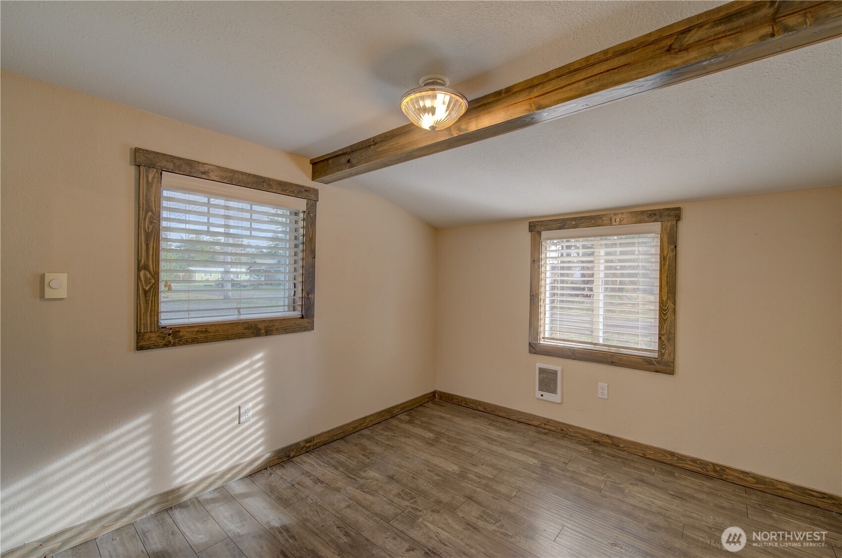 1213 269th Place Property Photo 11