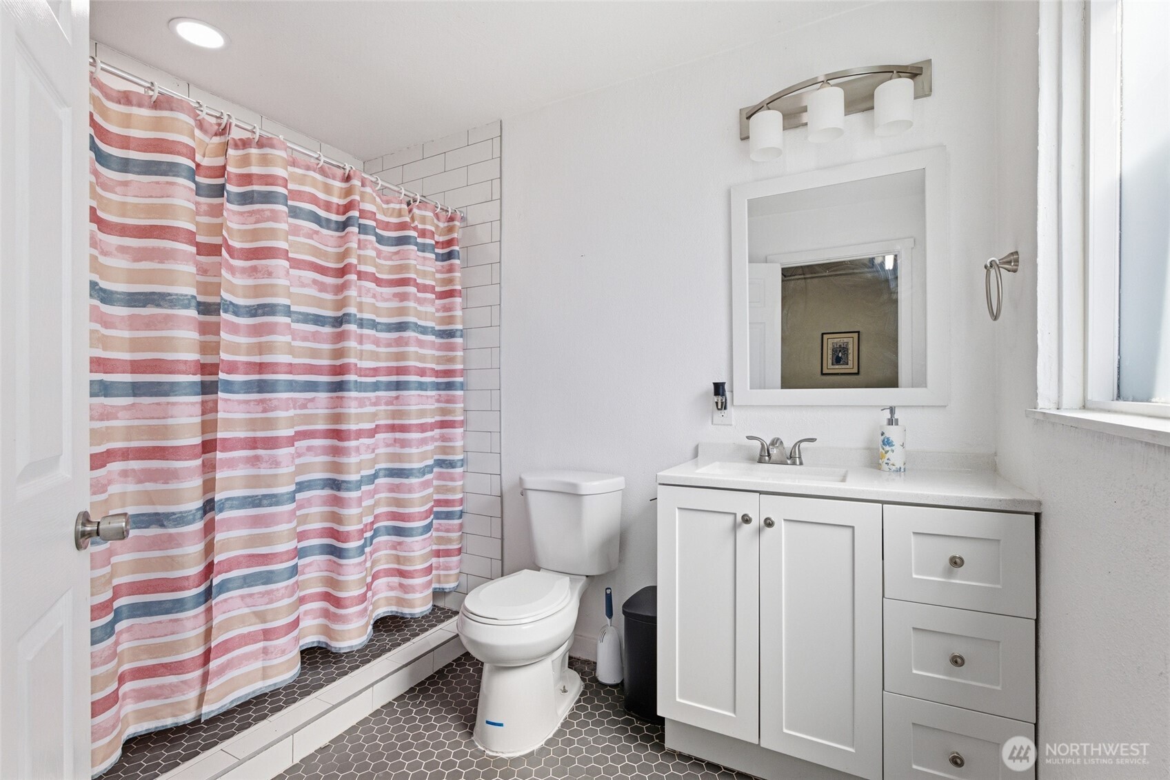 2106 Madison Street Property Photo 23