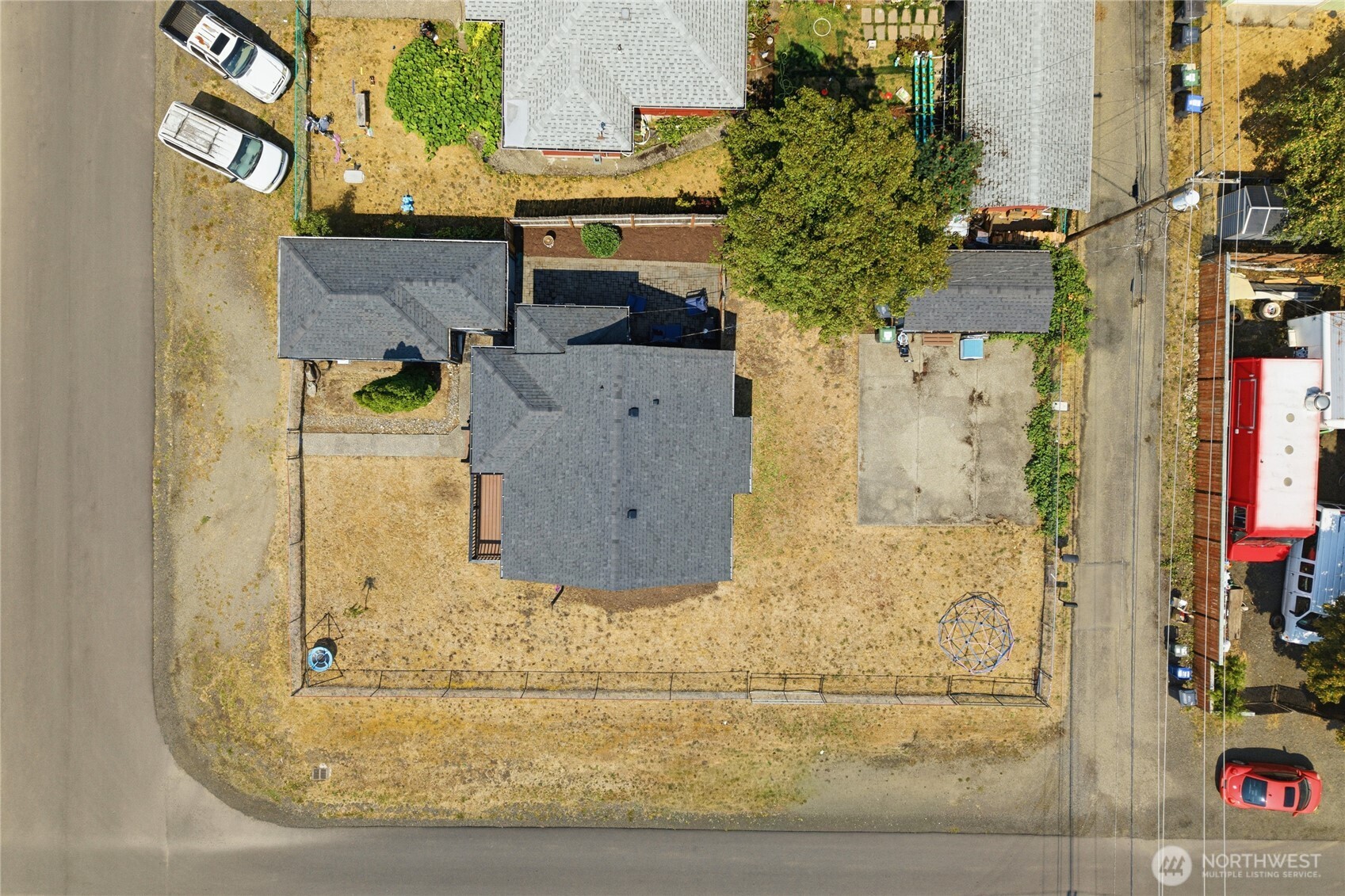 2106 Madison Street Property Photo 28
