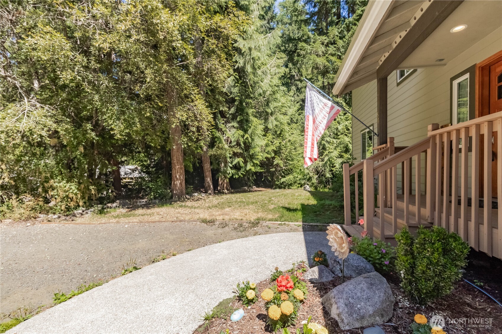 60 E Cardigan Court Property Photo 3