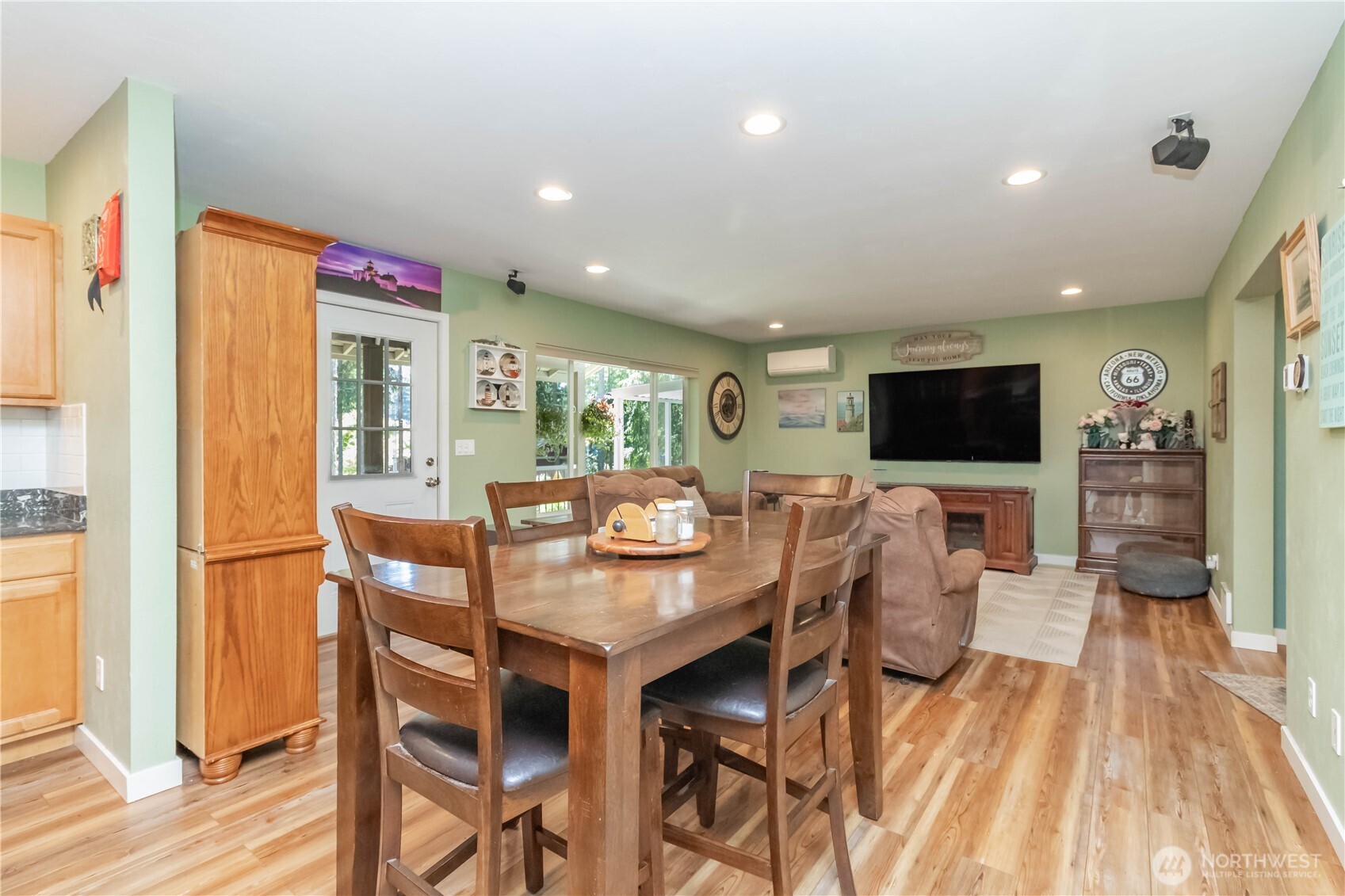 60 E Cardigan Court Property Photo 17