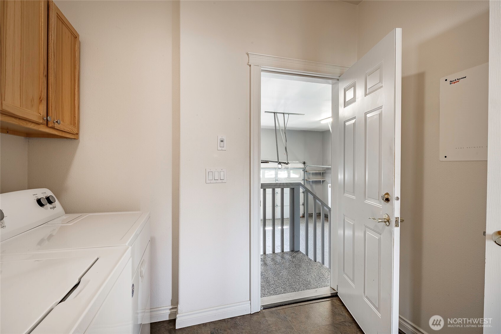 4410 Glasgow Way Property Photo 19