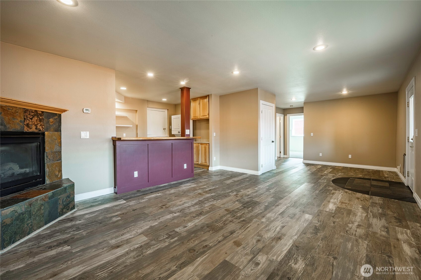 4410 Glasgow Way Property Photo 21