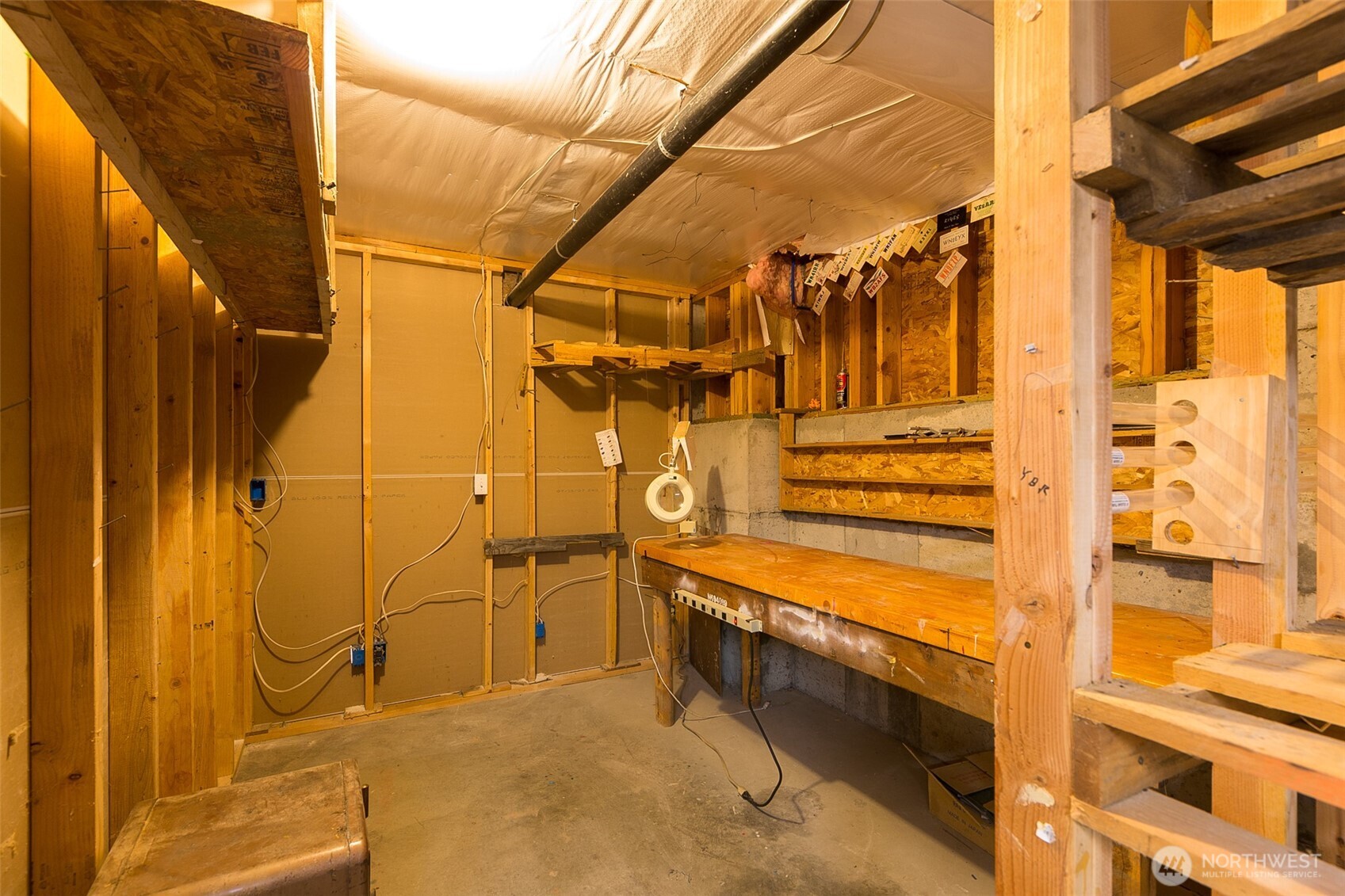 12 Tulip Lane Property Photo 35