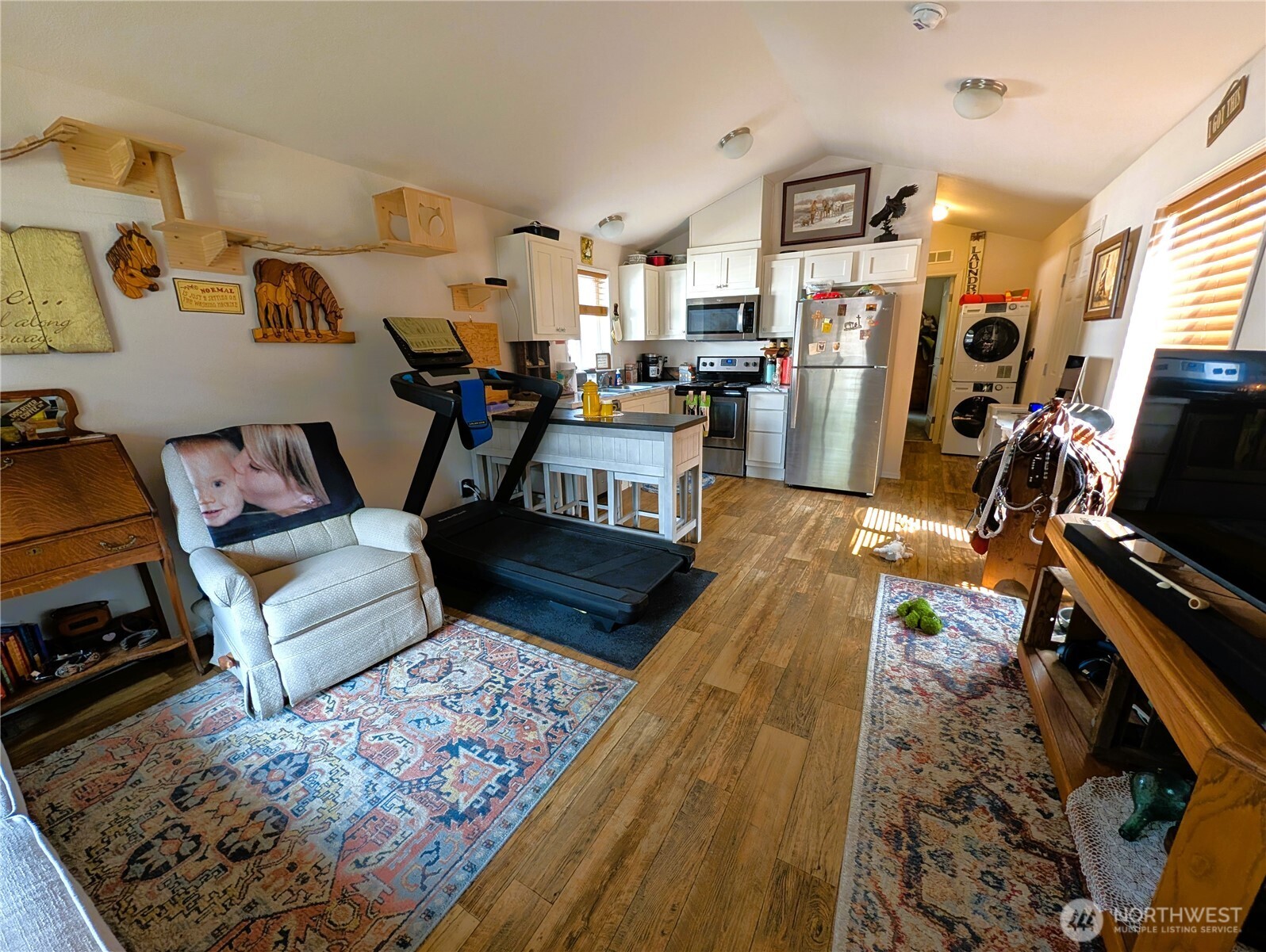 10239 185 Avenue 6 Property Photo 5