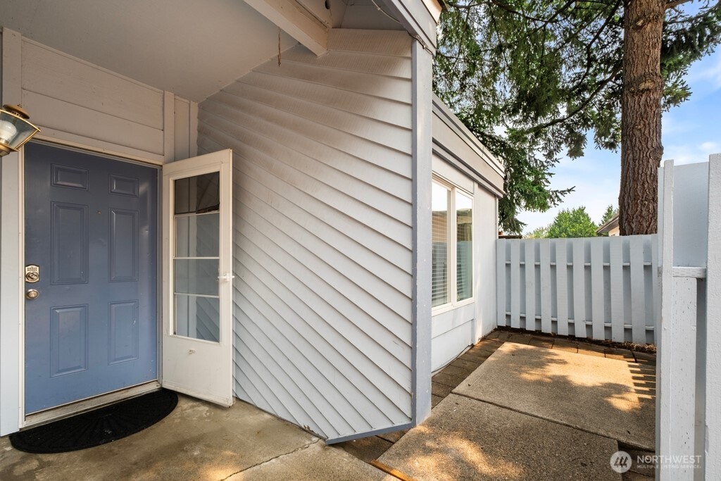 4308 Ne Sunset Boulevard U-4 Property Photo 3