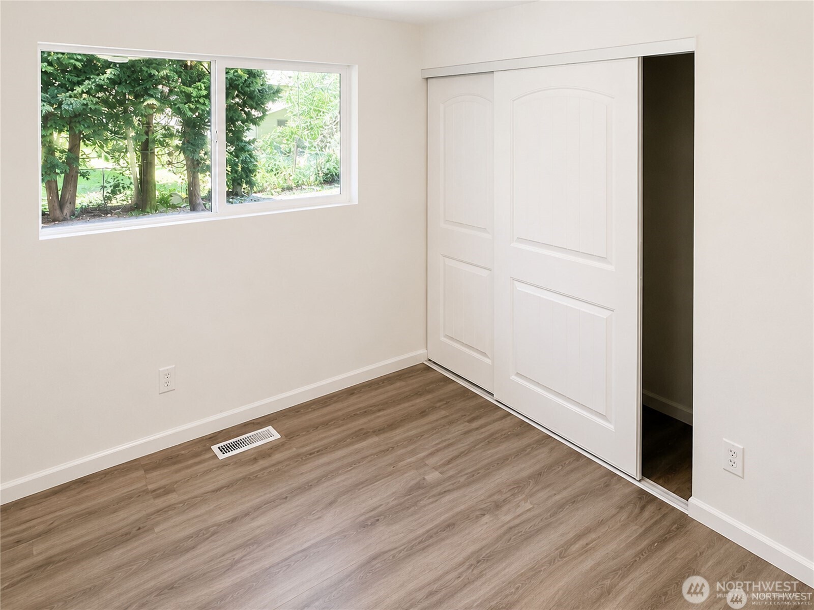 9439 11th Avenue Property Photo 7