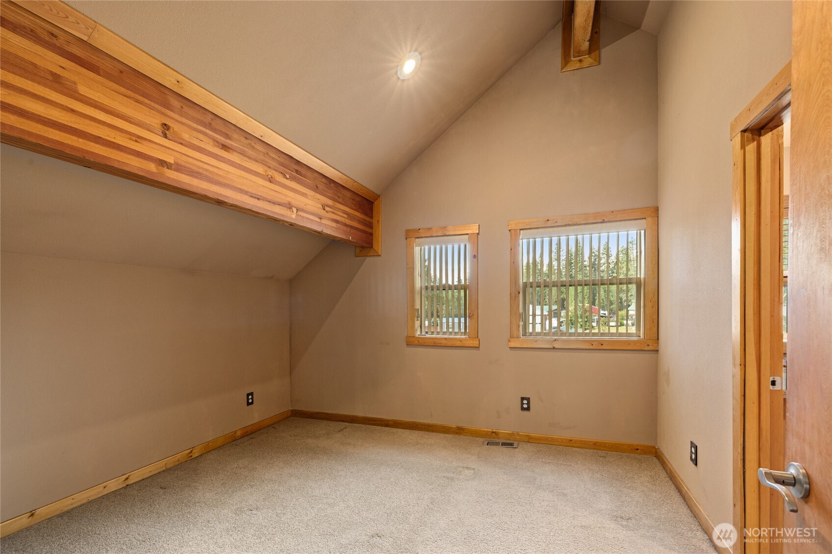 160 Ronald Ridge Drive Property Photo 19