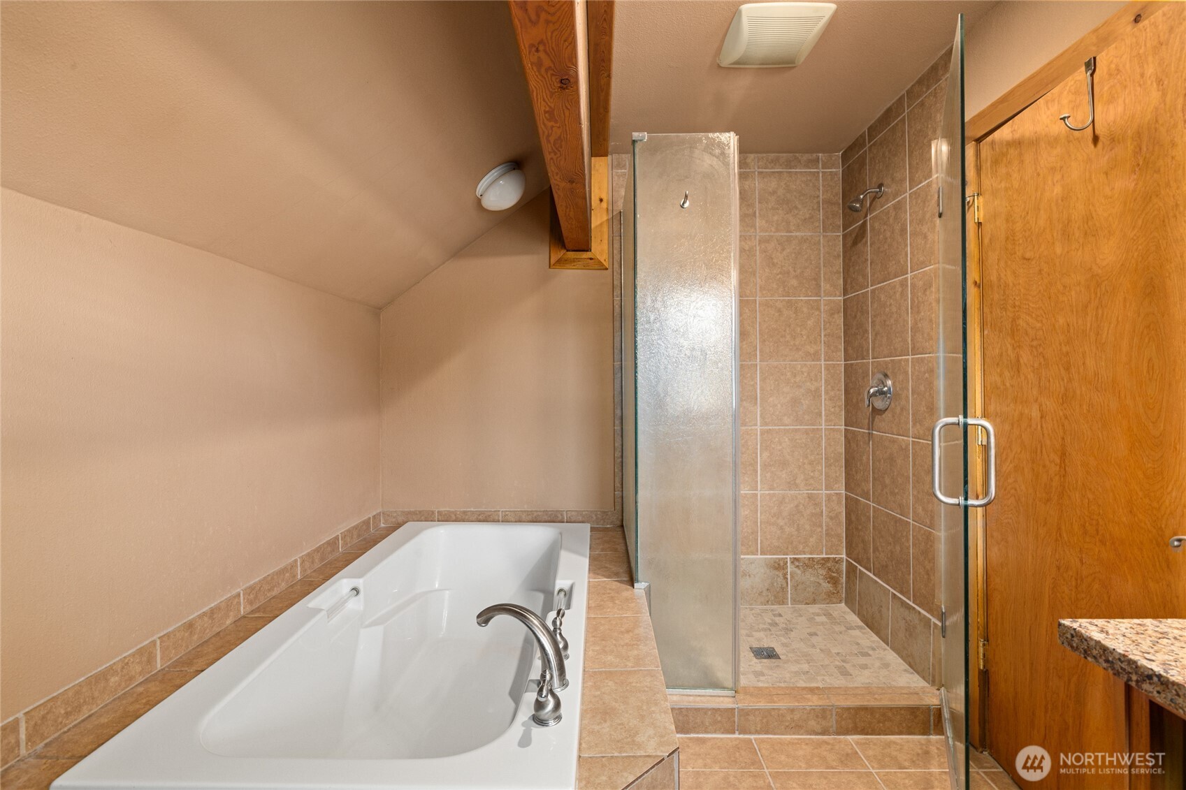 160 Ronald Ridge Drive Property Photo 23