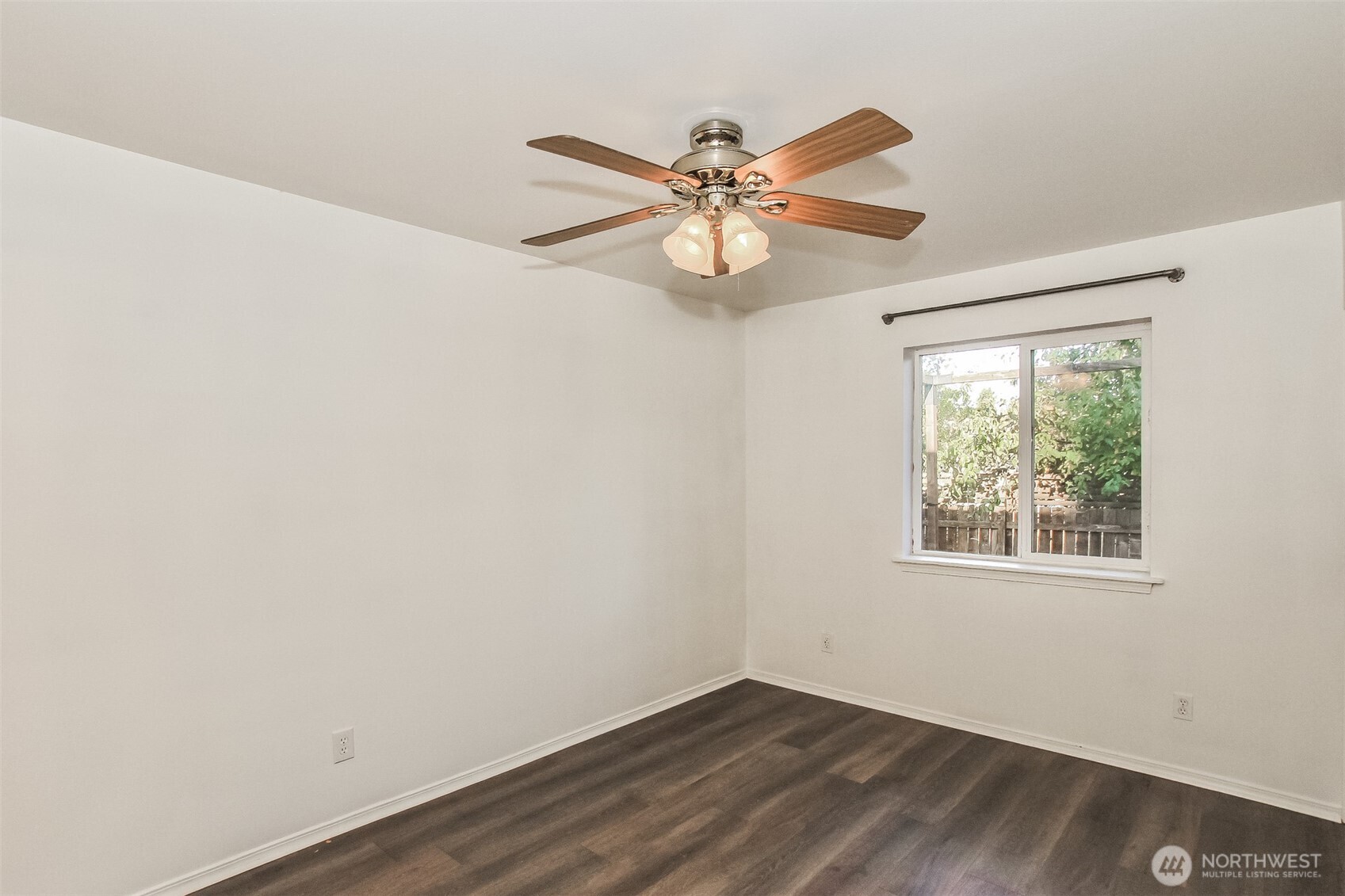3311 New Hope Circle Property Photo 7