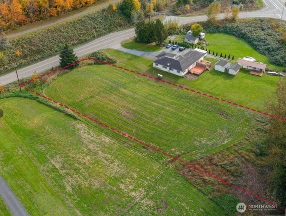 24016 Harvey Creek Road Property Photo 4